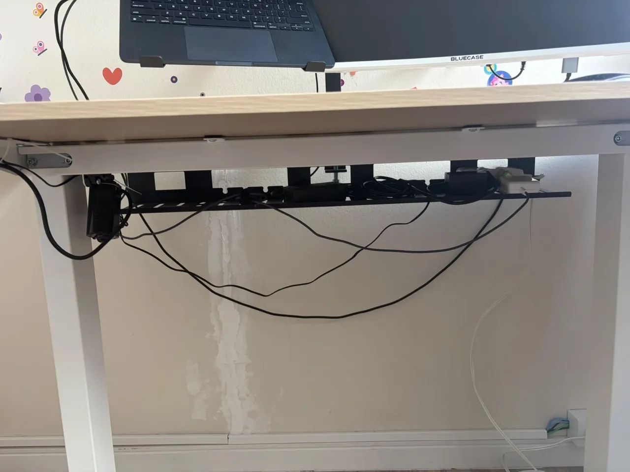 Mesa de escritório com regulagem de altura - Foto 3