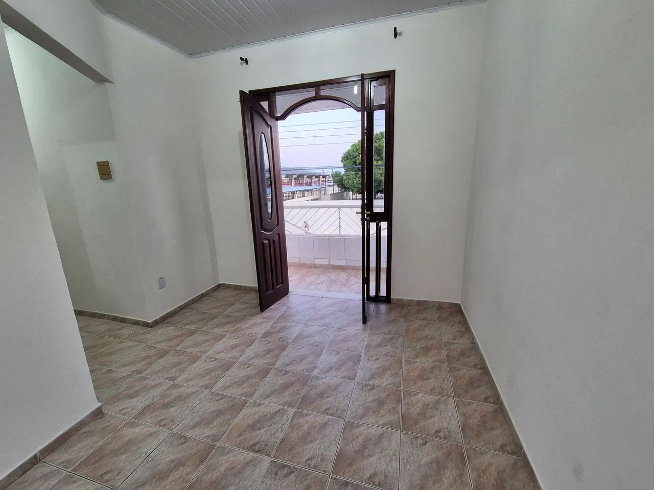 Aluga-se casa no Bugio  - Foto 4