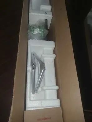 Tv 32 Polegadas Semp TLC com apenas um mês de uso ! Tela Trincada ! - Foto 5