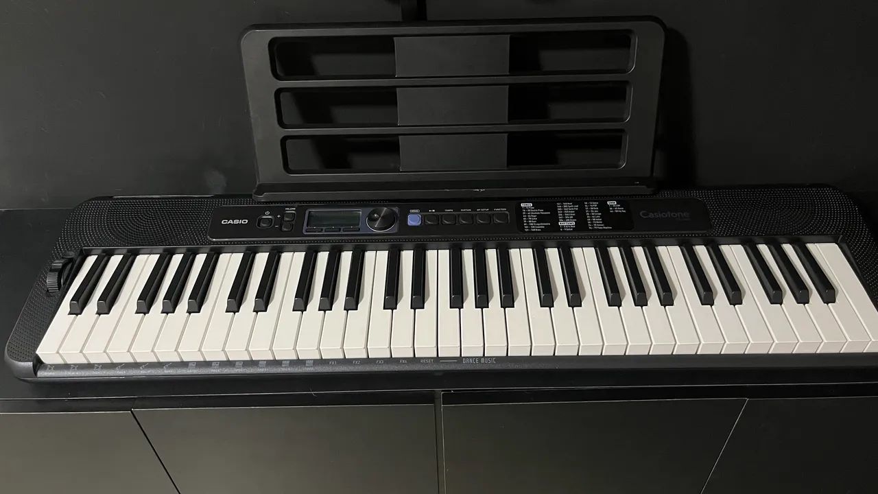 Teclado Casio Casiotone CT-S300 - 61 Teclas