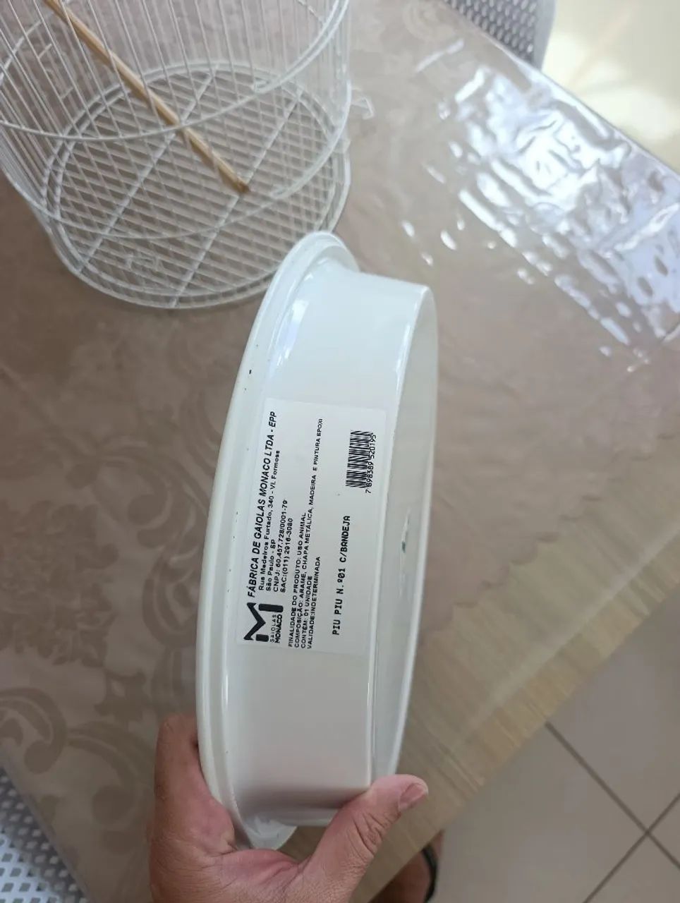 Vende-se uma gaiola para calopsita,papagaio ,etc - Foto 4