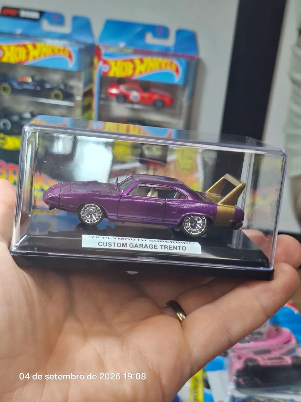 Hot Wheels Plymouth SuperBird Custom - Foto 4