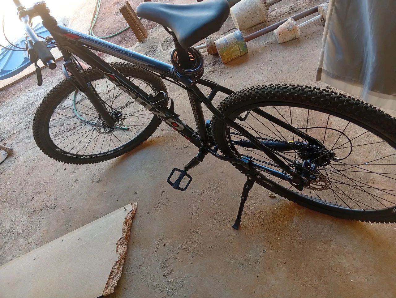 Bicicleta Aro 29 x 19, 21v, Venzo com nota fiscal  - Foto 4
