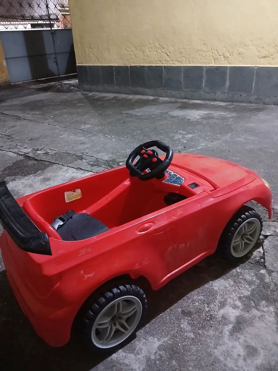 Carro elétrico com defeito - Foto 4
