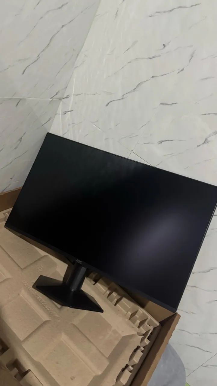 monitor AOC 27? 144hz 0,5ms NOVO