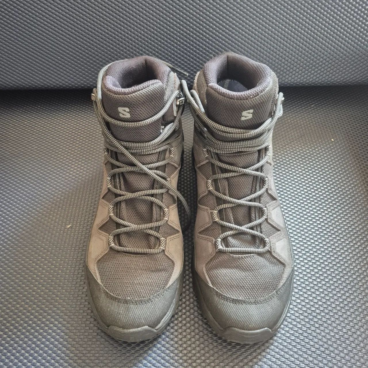 Bota salomon