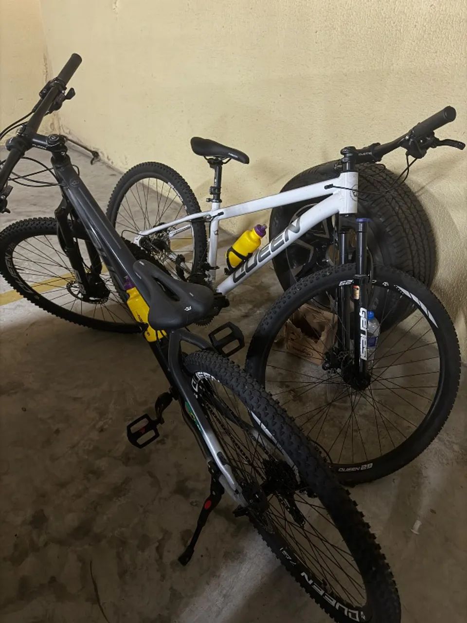Bicicleta semi nova 