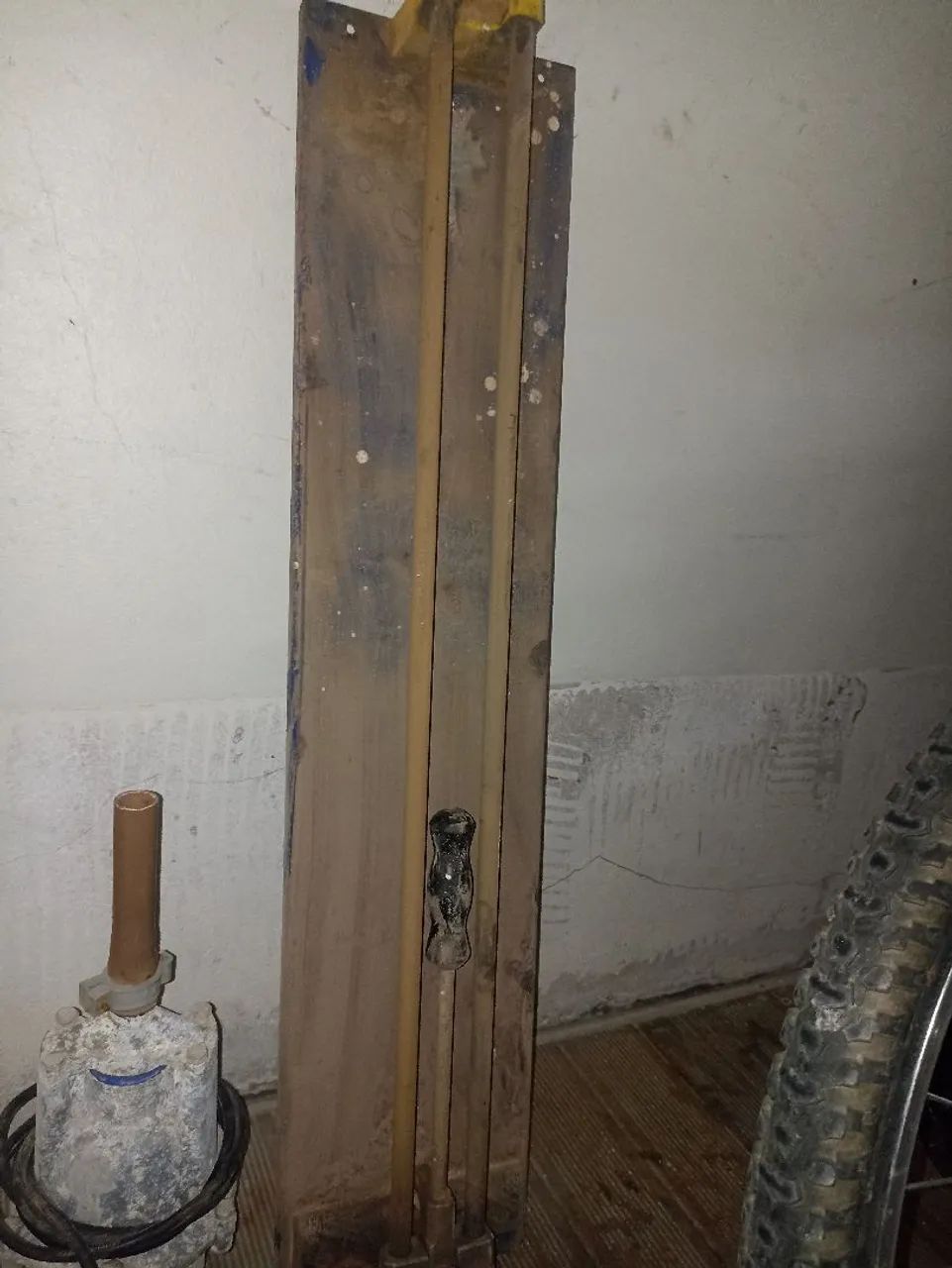 Vendo ferramentas e bomba d'água 65675272069378121
