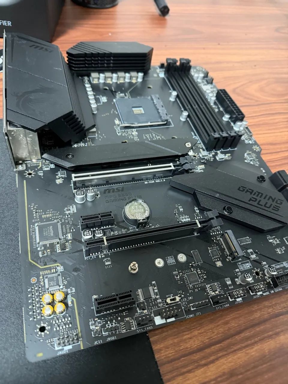 Placa mae msi b550 gaming plus atx - Foto 4
