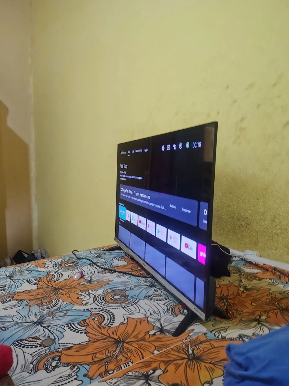 Tv smart Philco 32 polegadas 1 mês de uso ! - Foto 2