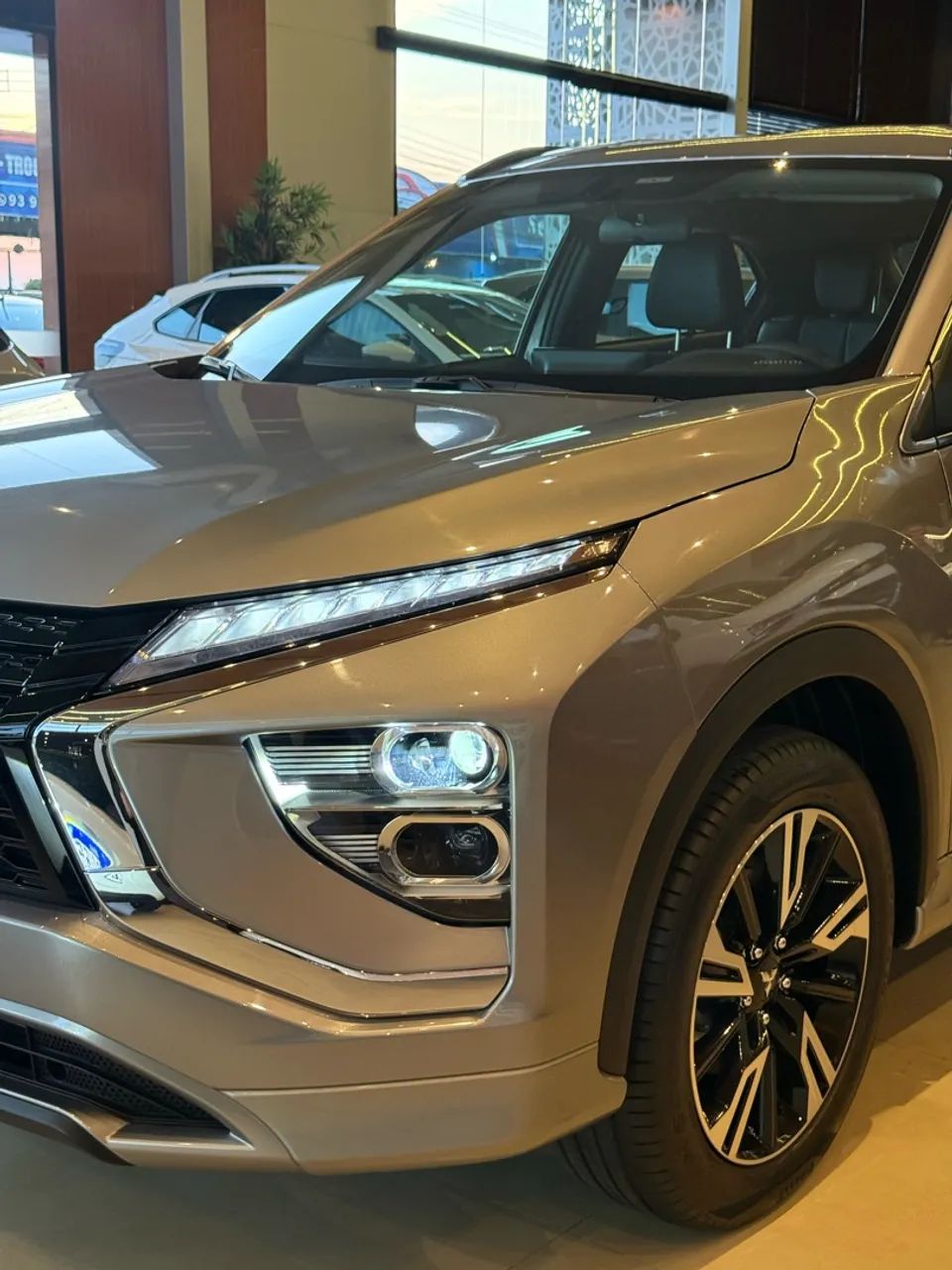 Mitsubishi Eclipse Cross HPE 1.5 16V 165cv AUT 2026 - Foto 4