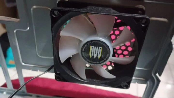 Gabinete funcionando perfeitamente  com fins rgb - Foto 5