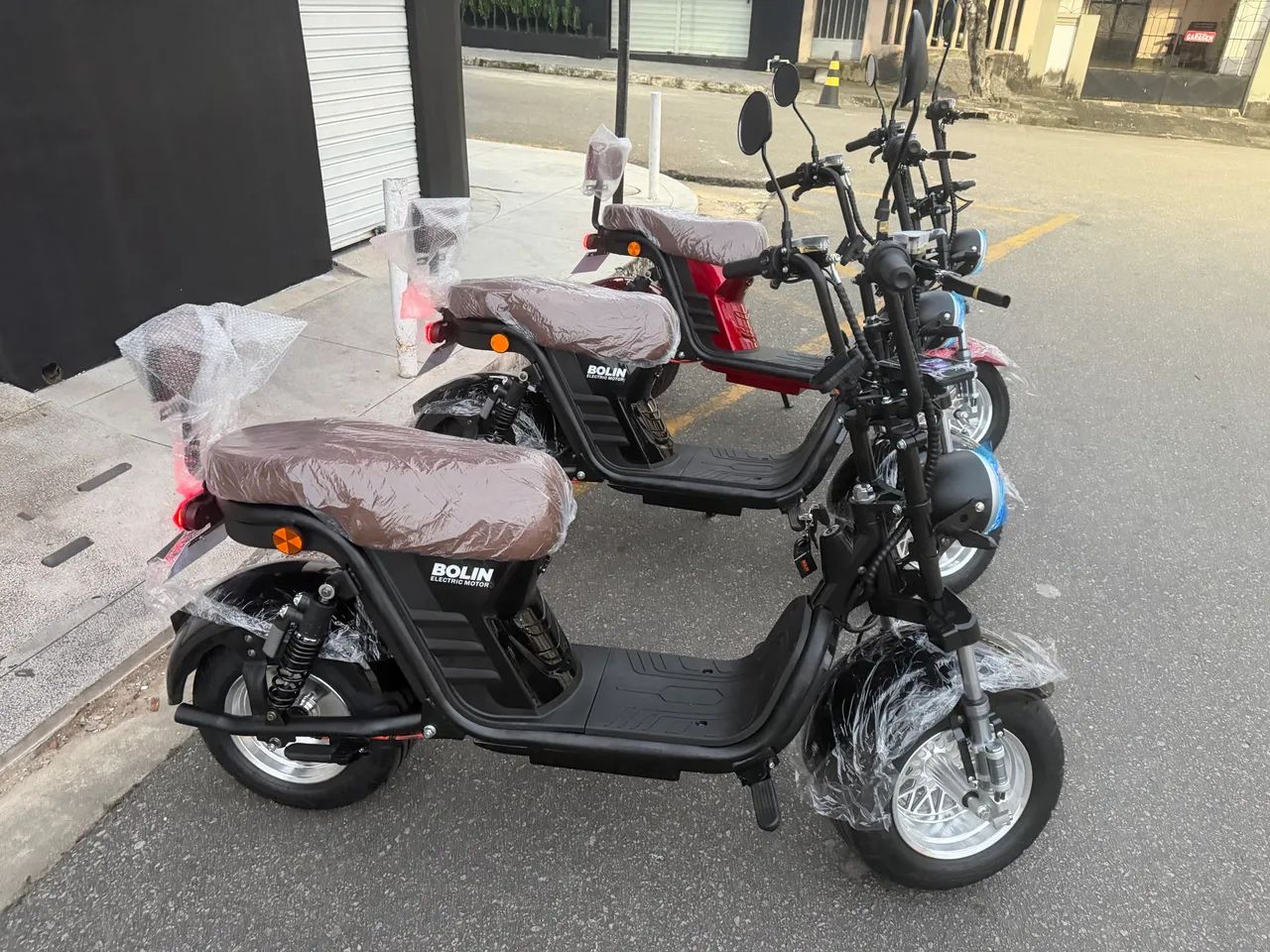 Scoot elétrica modelo x13 