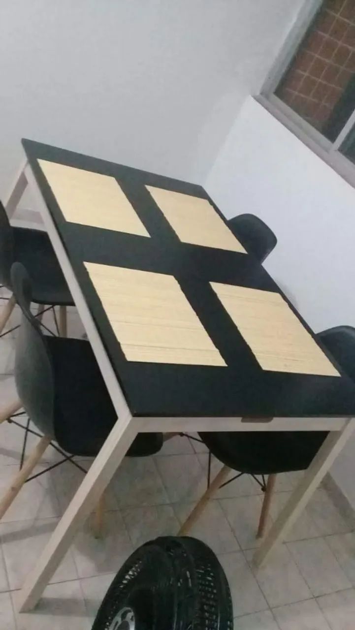 Mesa e cadeiras  - Foto 2