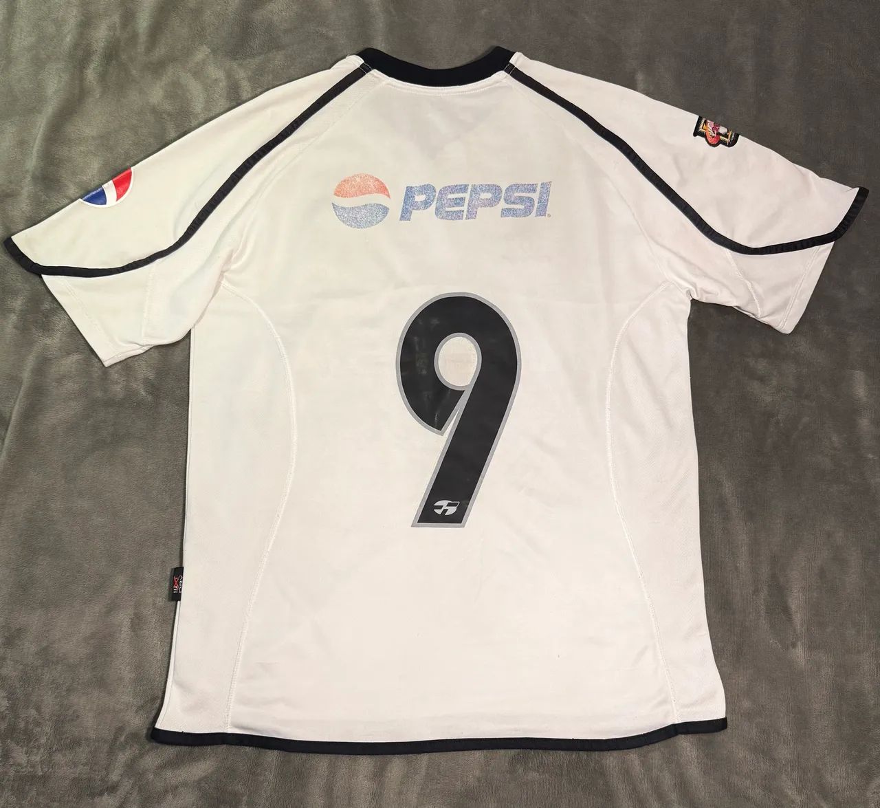 Camisa Corinthians 2001 - Autografada - Marcelinho - Foto 2