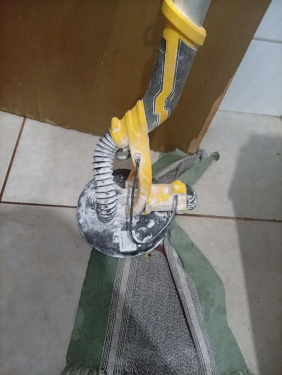 Wall sander