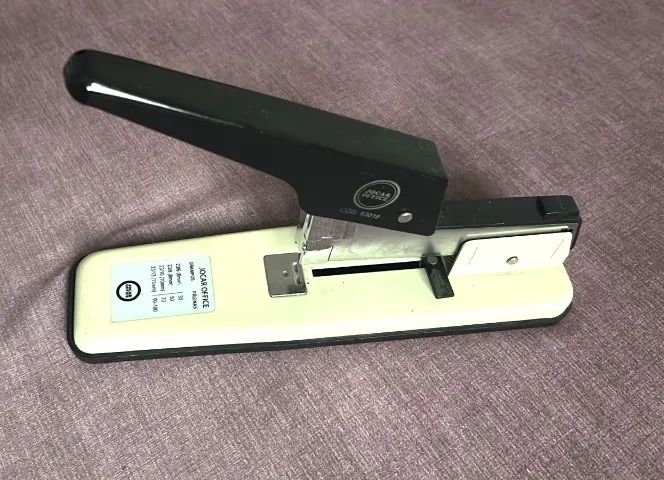 Grampeador Profissional - Material de escritório 