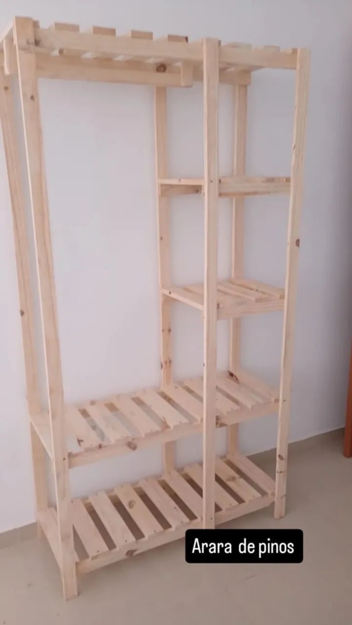 Móveis de pinos!