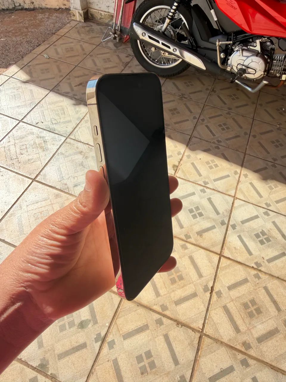 Vendo iPhone 14 pro-Max - Foto 4