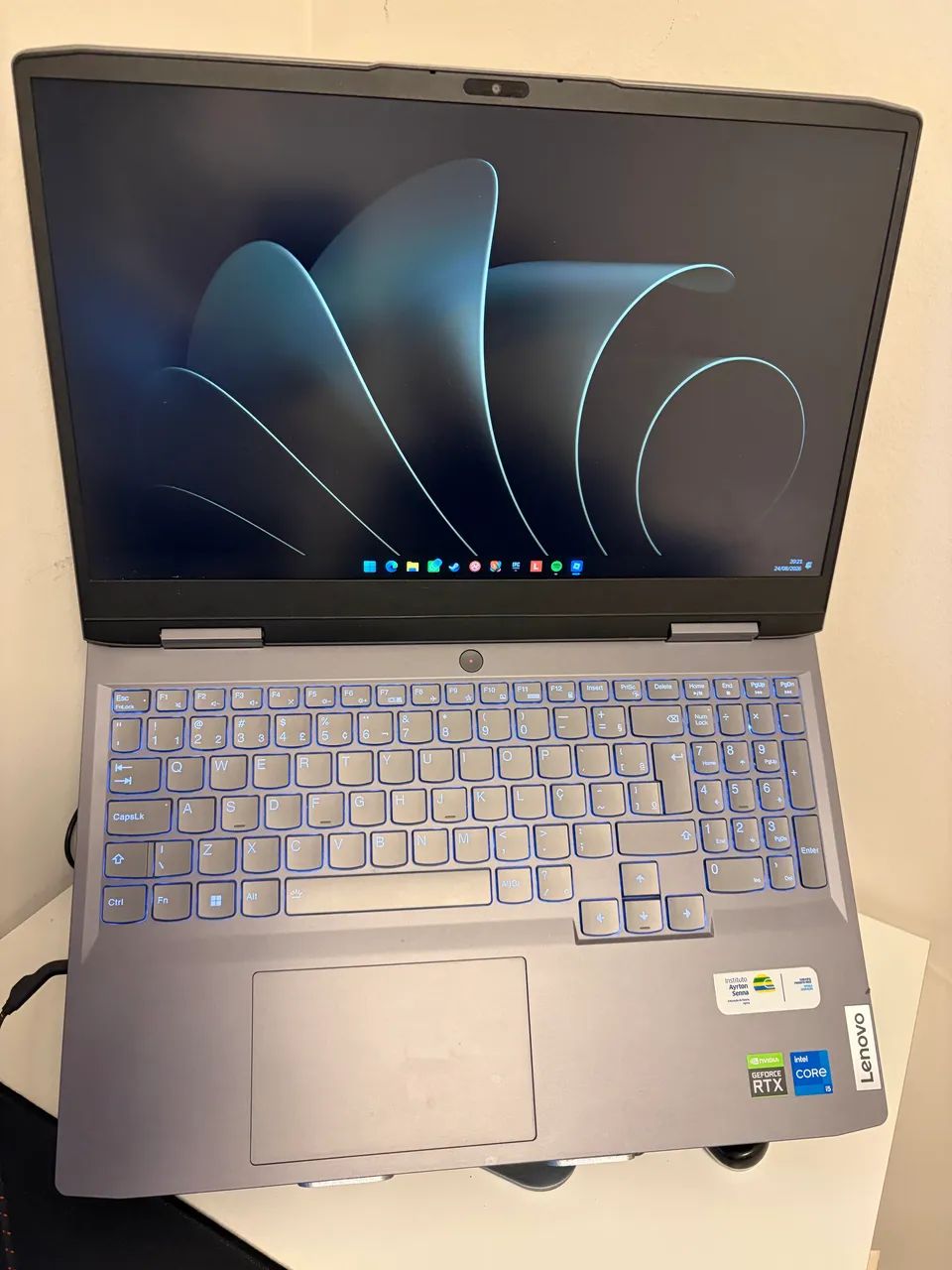 Nootebook gamer Lenovo LOQ     - Foto 3