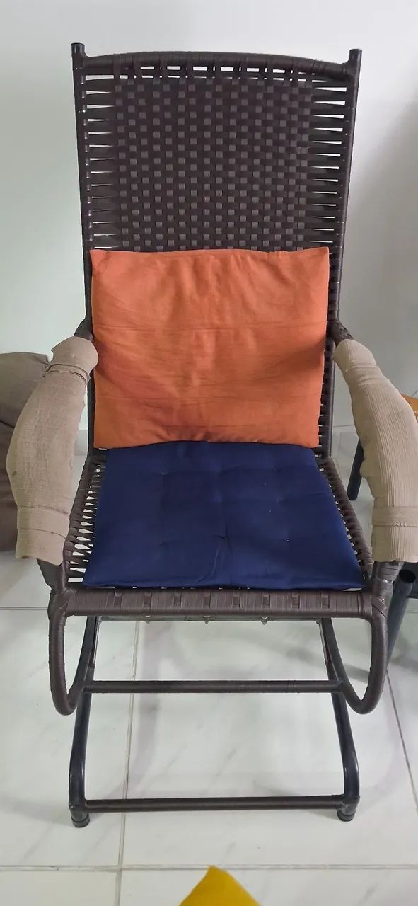  CADEIRA DE BALANÇO 
