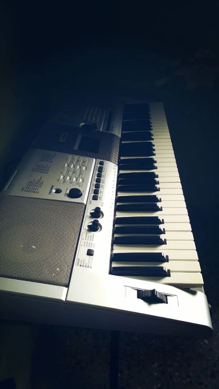 Vendo teclado yamarra  - Foto 2