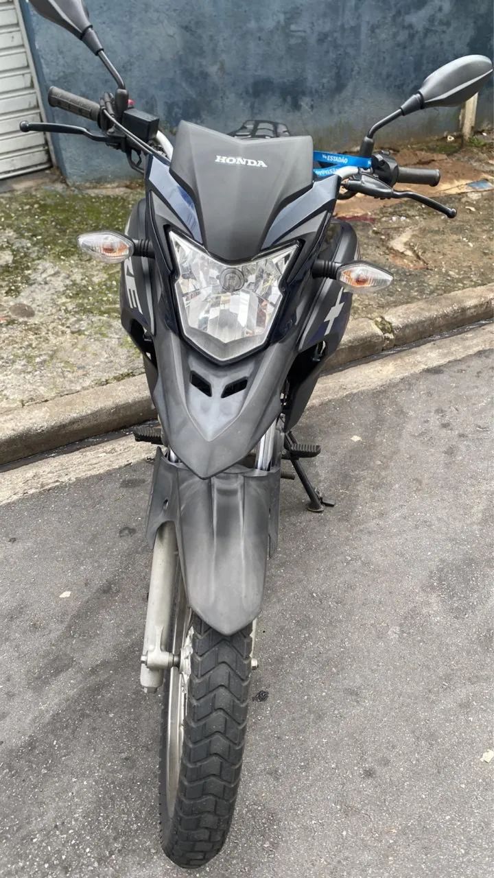 Linda XRE baixa km  - Foto 4
