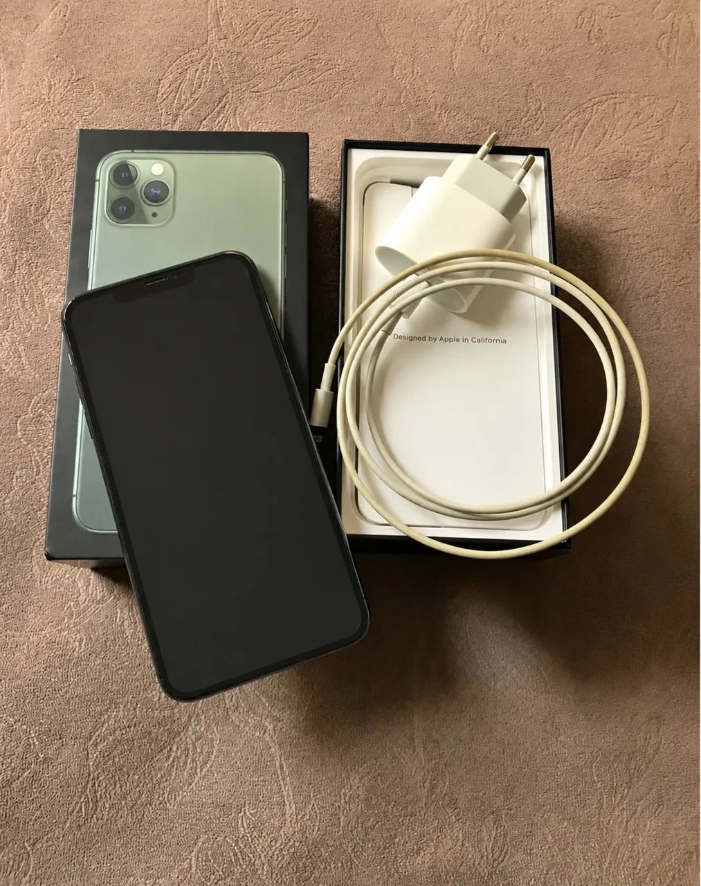 iPhone 11 Pro Max - COMPLETO 