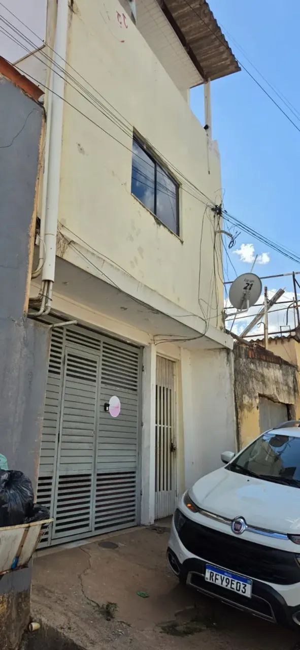 ALUGA-SE ÓTIMO APARTAMENTO
