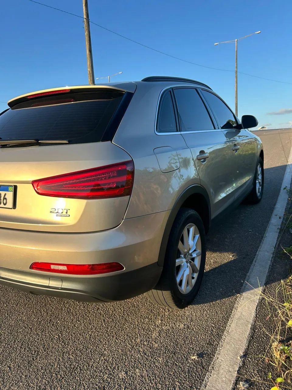 Audi Q3 2.0 TFSI Quat. 170/180cv S-tronic 5P 2015