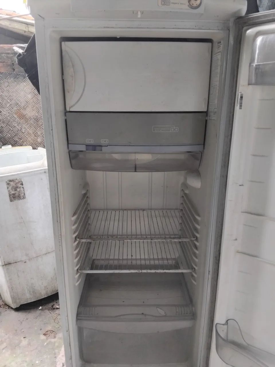 Vender473707151686389761