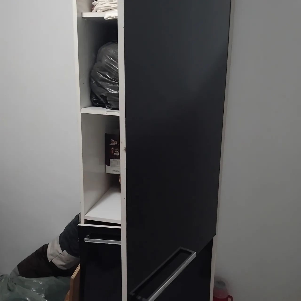 Vendo armário grande 80cm - Foto 4