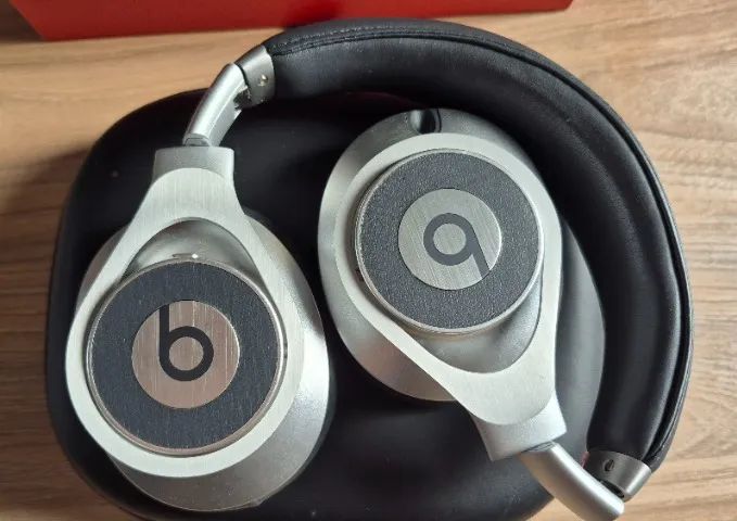 Fone Beats Executive  Usado - Foto 5