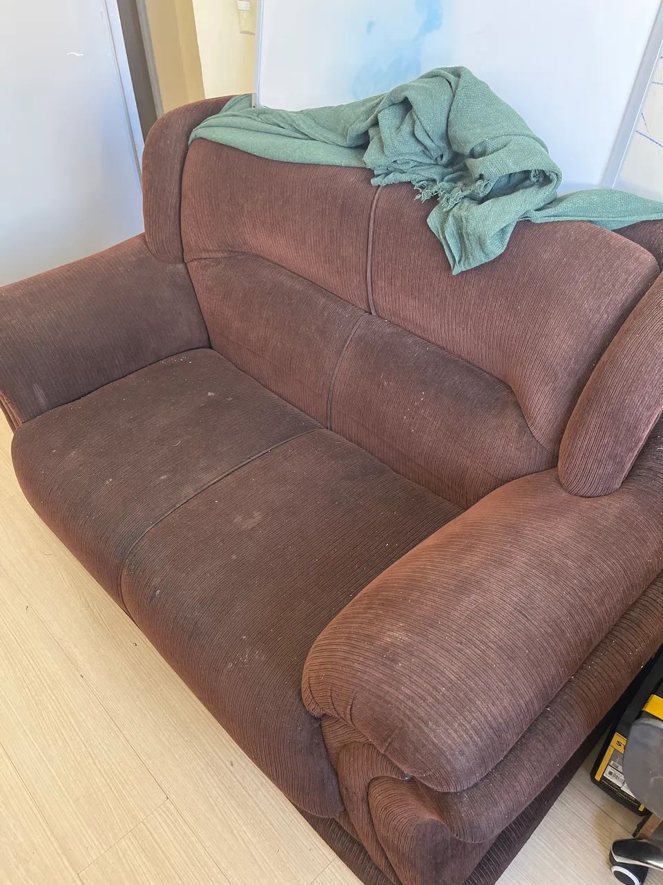 Conjunto sofá 2 e 3 lugares - usado - Foto 4