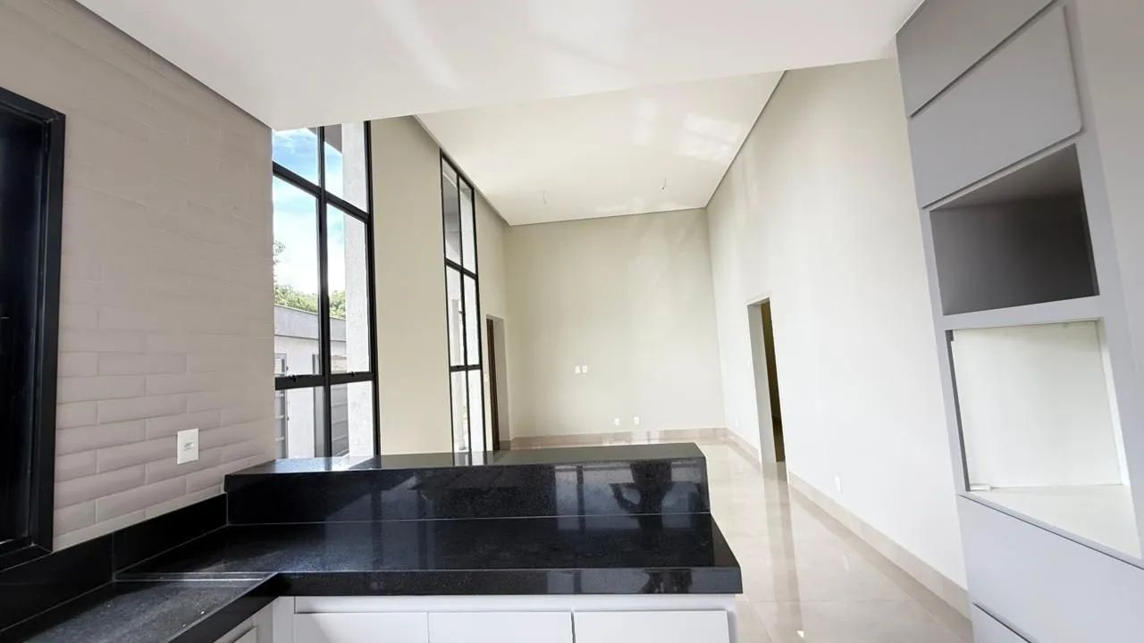 CASA COM PISCINA, 03 QUARTOS SENDO 01 SUÍTE NO JOÁ!! - Foto 4