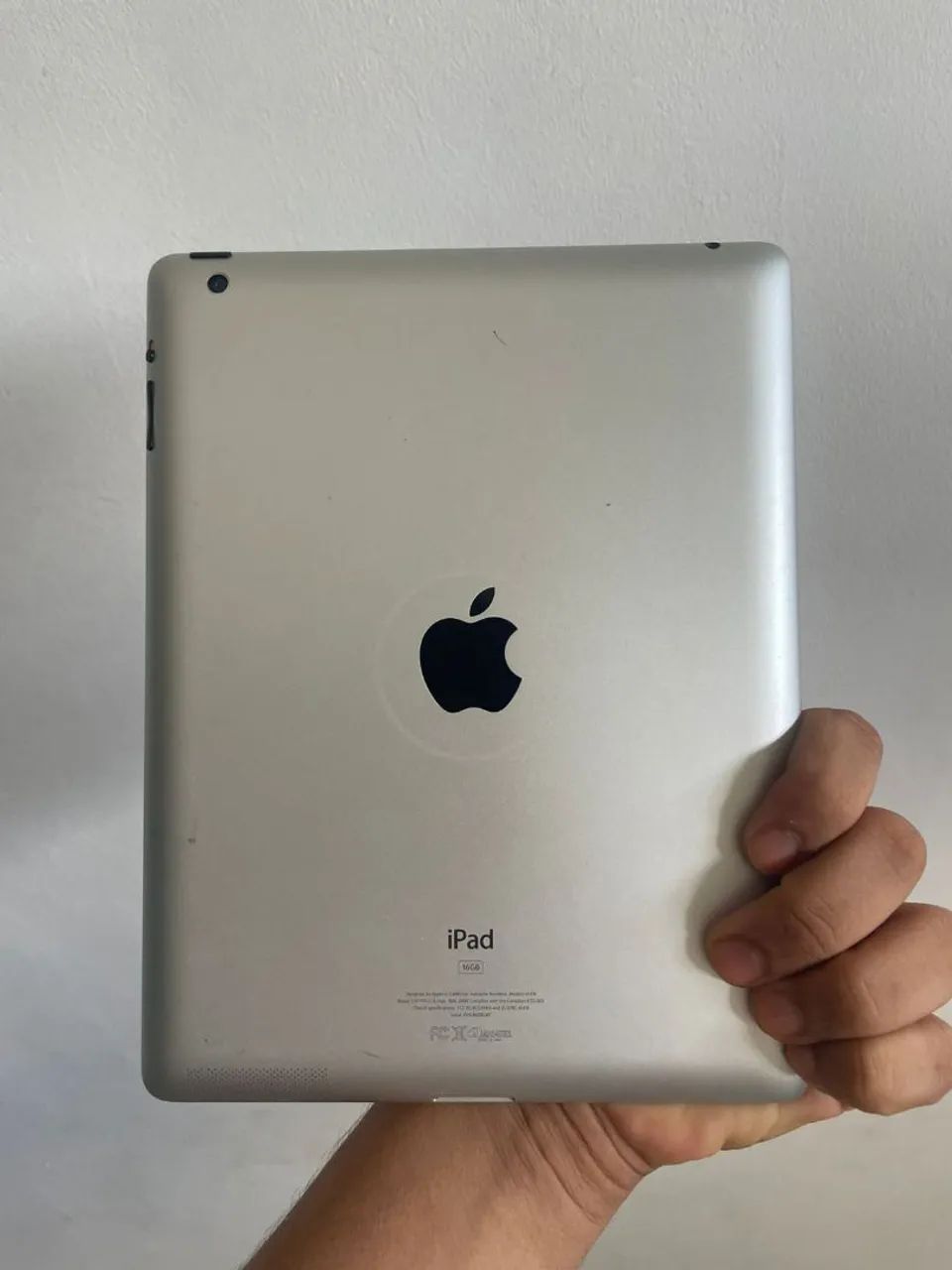 Ipad Novo, com caixa e acessórios - 128 gb - 700 facilito cartão 