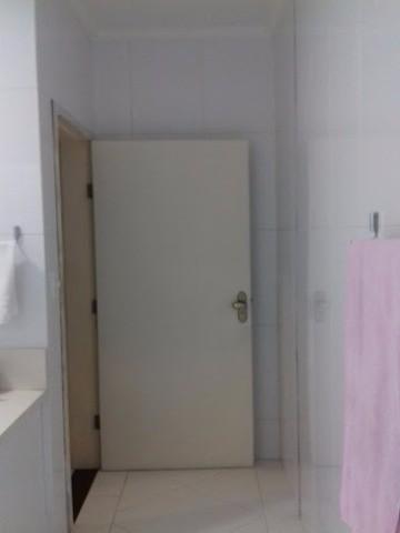 Maravilhosa Casa Averbada Para Venda no Bairro Vila Nova - Foto 12