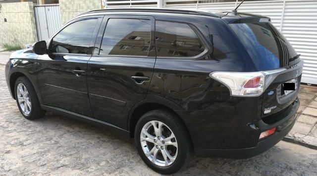Mitsubishi Outlander - Foto 3