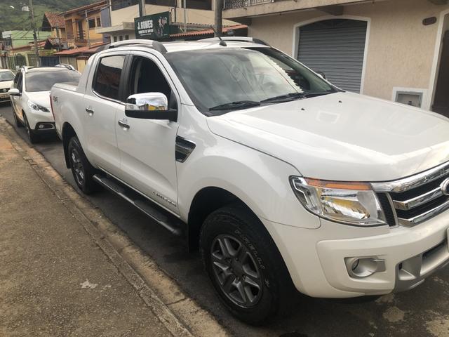 Vendo ranger limites 3,2 4x4 40000 km - Foto 5