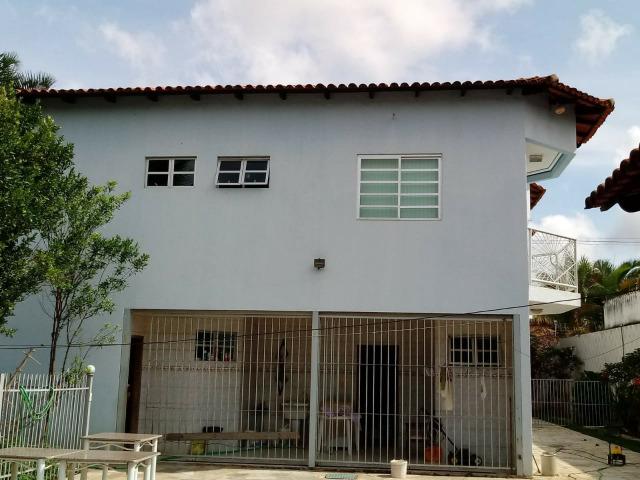Casa na Rua do Joquei, lote 800m e 496m de área construída - Foto 2