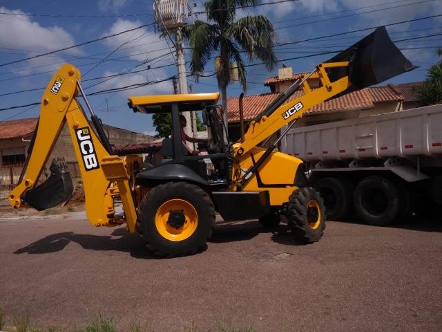 Retroescavadeira JCB 3C 2011 - Foto 4