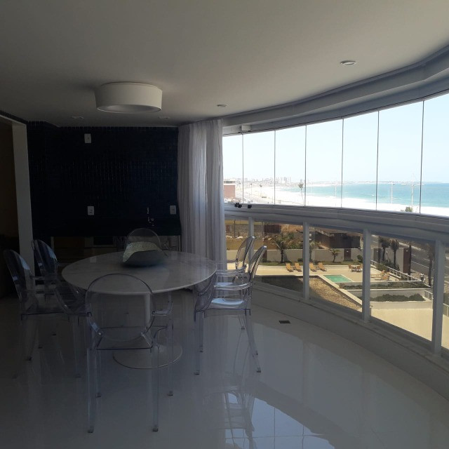 Vendo Lindo Apto de 3 Quartos, Porteira Fechada na Orla de Armação com Vista Mar 180Graus - Foto 2