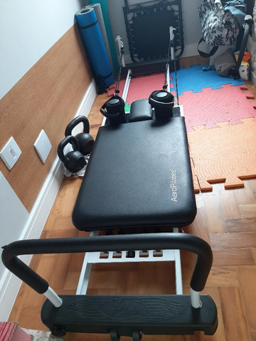Reformer Pilates importado dobrável pouco uso - Foto 2