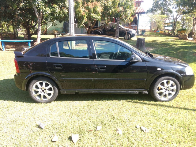 Astra Hatch 2010 só venda - Foto 2