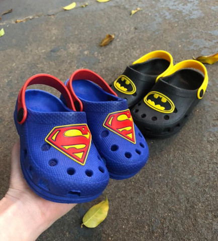 Lindos Crocs / tênis / calçados infantil