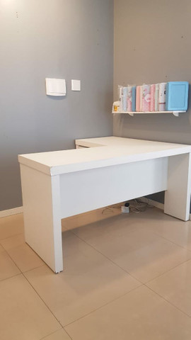 Mesa de escritório em L - Foto 4