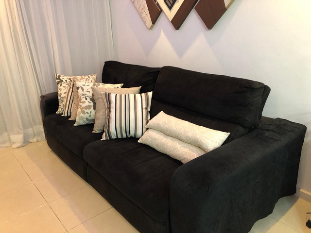 Vendo Sofá Retrátil Preto