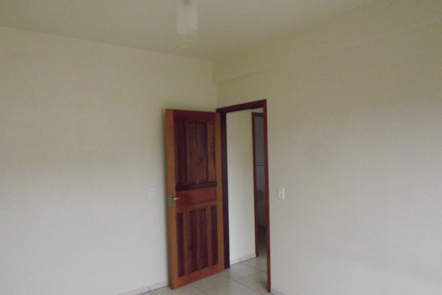 Apto 2 quartos, banheiro, sala, cozinha, lavanderia e garagem coberta - Foto 15
