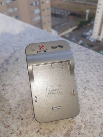 Carregador de bateria para câmera Sony