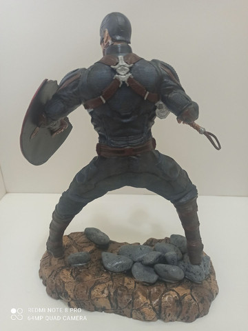 Estatua do Capitão América - Foto 4